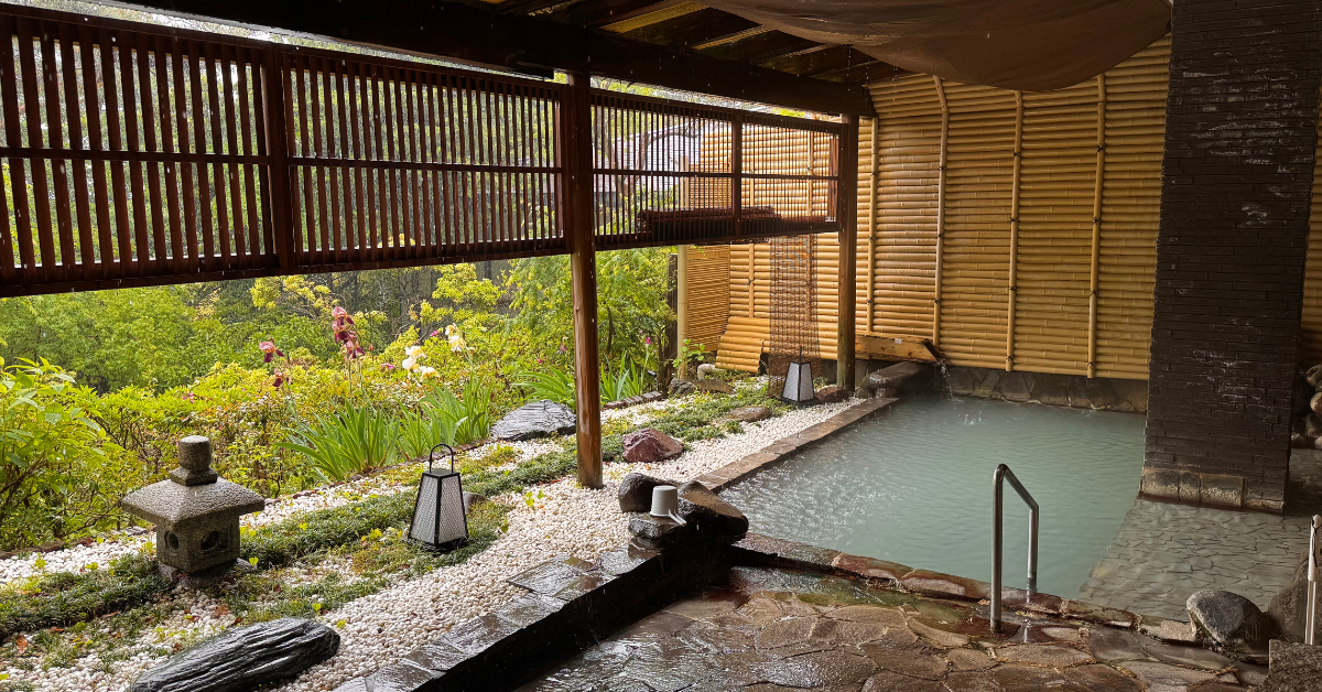 Hotel with onset in Hakone