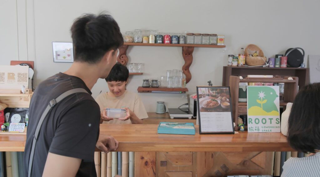 Cafe in coworking Roots