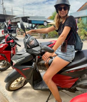 Life in Koh Lanta - scooter for digital nomads